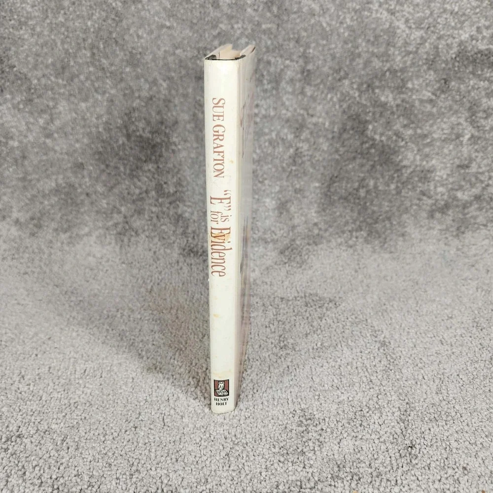 Sue Grafton E is for Evidence Mystery Hardcover Book 1988‎ Kinsey Millhone